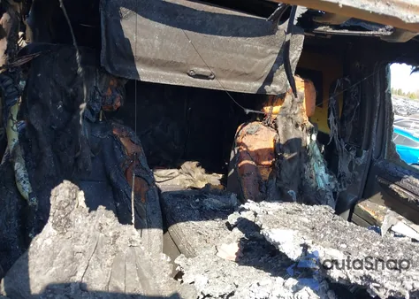 2024 GMC Sierra 1500 4Wd Short Box Slt from USA, damaged, VIN 3GTUUDE85RG234624